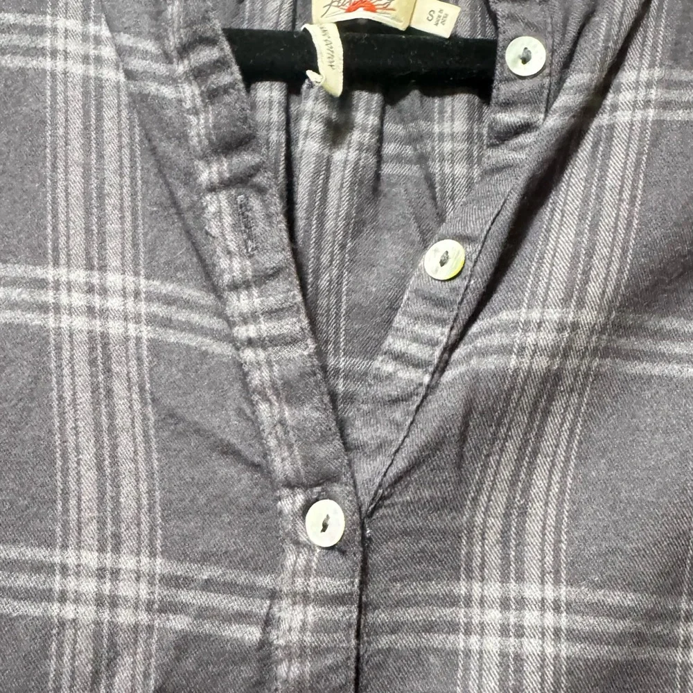 Faherty Navy Plaid Long Sleeve Top - Picture 8 of 10